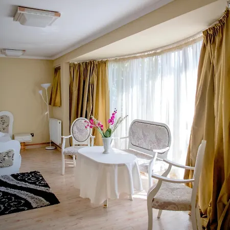Pensiunea Un Baiat Si O Fata 3* Câmpulung